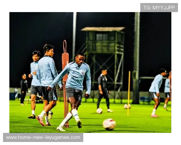 中超末轮观赛指南！海港三种方式可夺冠，申花翻盘仅剩一条路，中超申花海港直播